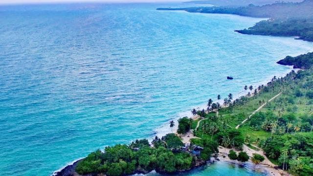 Punta Cana to Samaná - Rincon Beach and Cayo Levantado — Guided tour and outdoor activity