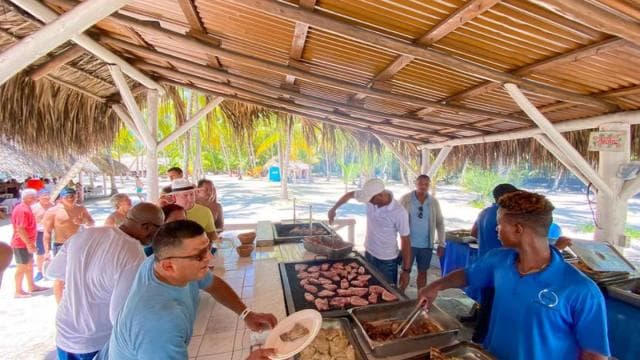 Saona Exclusive Catamaran – Small Group Experience — Guided tour and outdoor activity