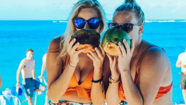 From Punta Cana: Catamaran Cruise with Lunch — Guided tour and outdoor activity