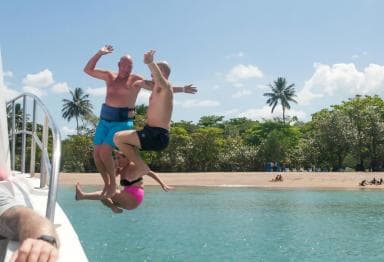 Puerto Plata Catamaran Cruise: Snorkeling, BBQ & Open Bar — Guided tour and outdoor activity