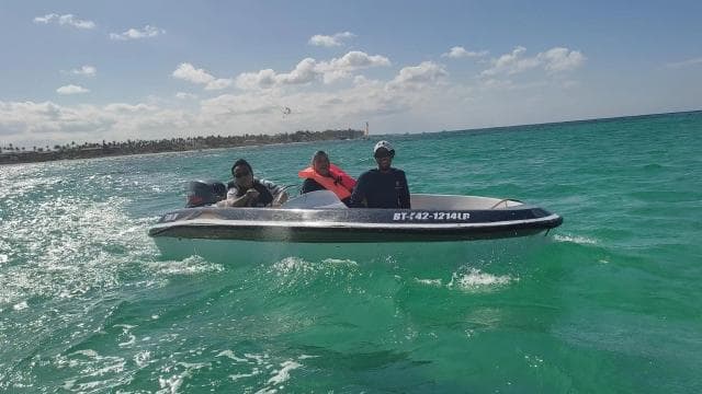 Punta Cana: Double Speedboat Ride with Snorkeling — Guided tour and outdoor activity