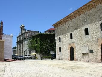 Santo Domingo: Historical City Tour — Guided tour and outdoor activity