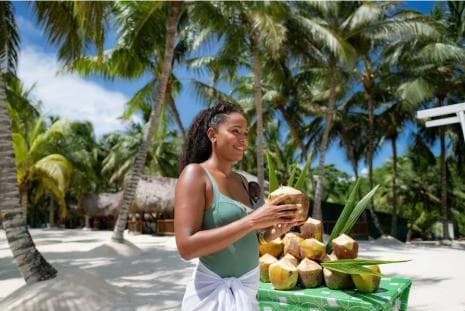 Saona Island Day Trip From Punta Cana with Lunch w/ Open Bar — Guided tour and outdoor activity