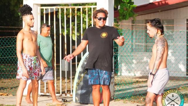 Tamarindo Beach Private or Group 2-hour Surf Lesson — Guided tour and outdoor activity