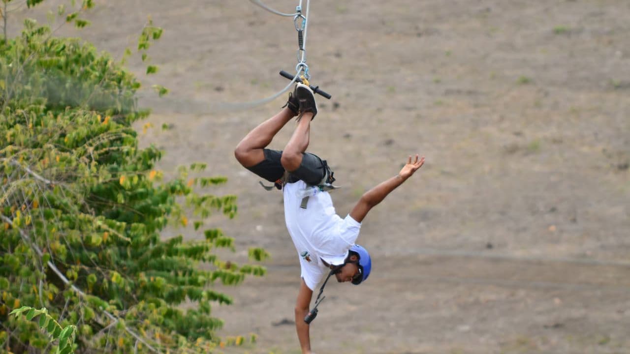 Puerto Plata: Monkeyland and Zip-Line Adventure — Guided tour and outdoor activity