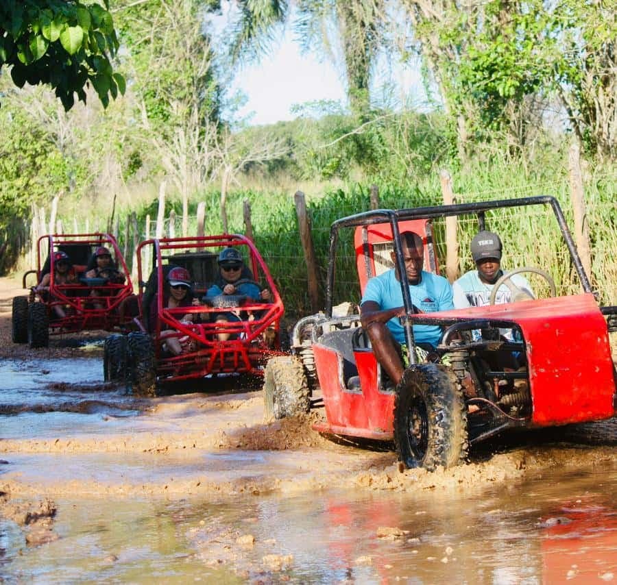 From Bayahibe-La Romana : buggy ATV/Quad 4X4 Half-Day — Guided tour and outdoor activity