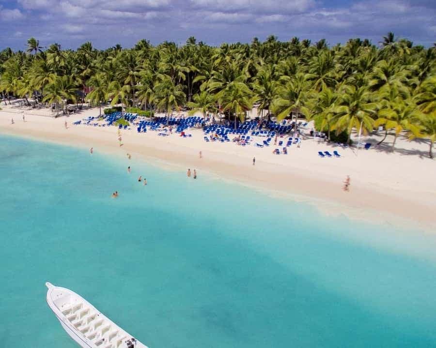 Punta Cana: Saona Island Boat Trip with Lunch — Guided tour and outdoor activity