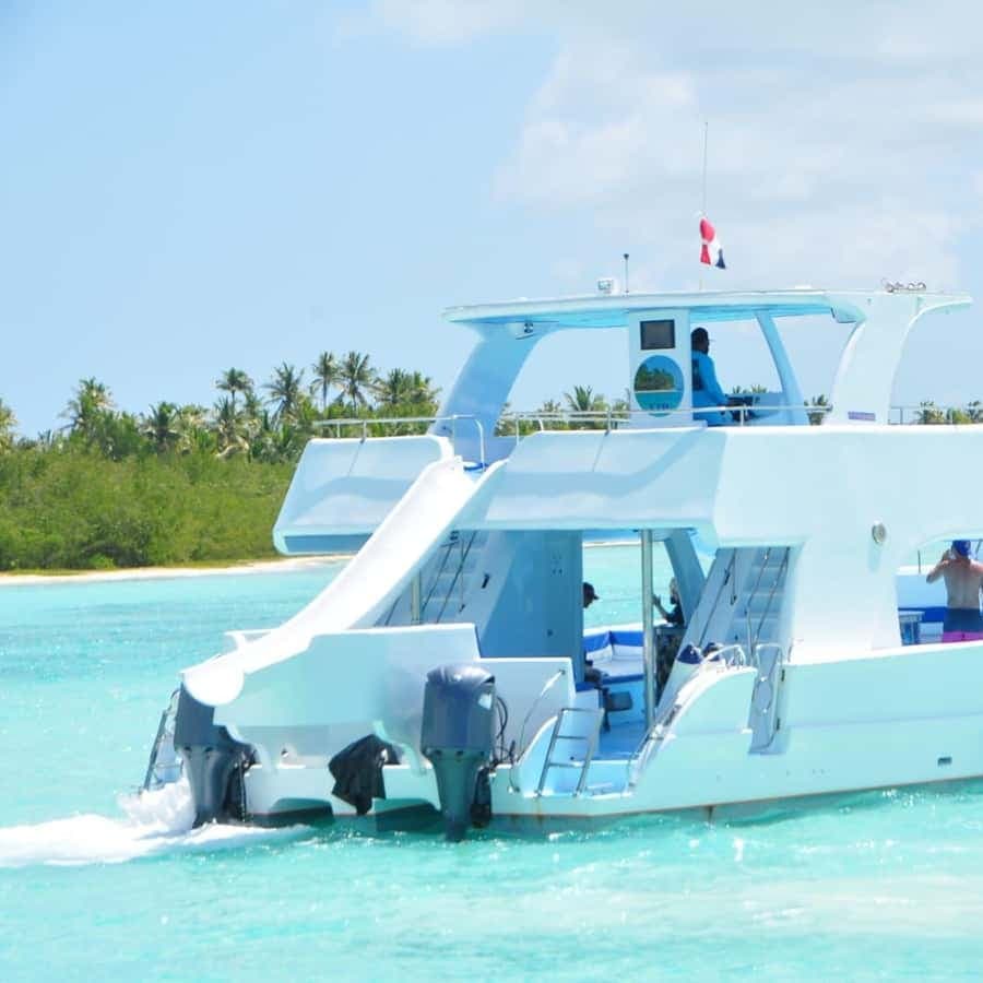 From Los Melones: Saona Island Day Trip with Lunch — Guided tour and outdoor activity