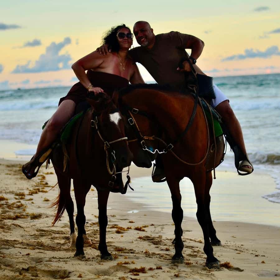Punta Cana: Horseback Riding Tour with Sunset at Macao Beach — Guided tour and outdoor activity