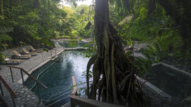 La Fortuna: Ecotermales Rainforest Hot Spring Day Pass — Guided tour and outdoor activity