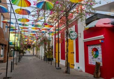 Puerto Plata: Walking Tour with Rum & Chocolate Tastings — Guided tour and outdoor activity