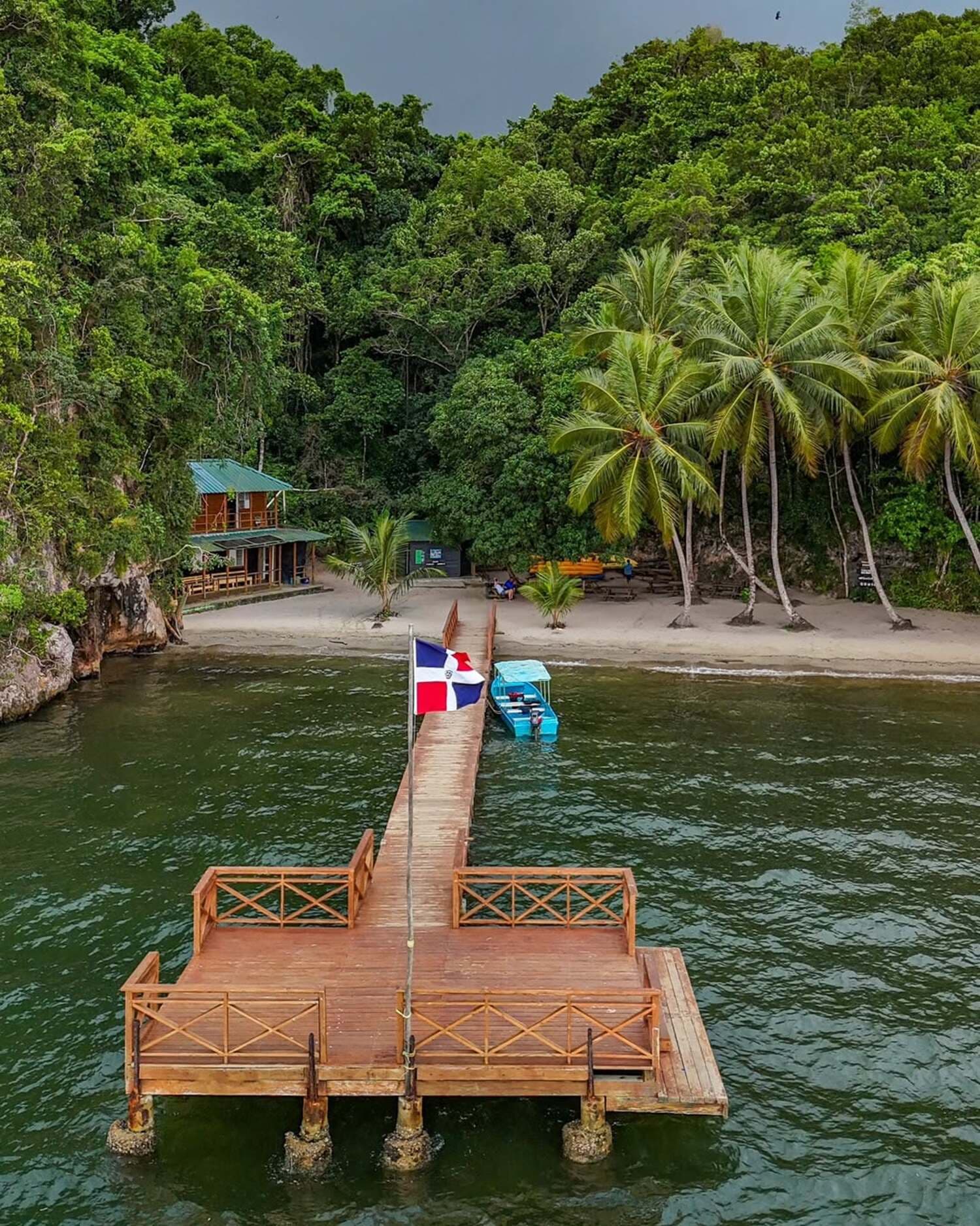 Los Haitises Half-Day Boat Tour from Punta Cana — Guided tour and outdoor activity