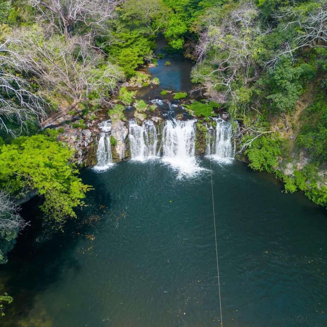 Horseback Riding Adventure to Salto Baiguate — Guided tour and outdoor activity